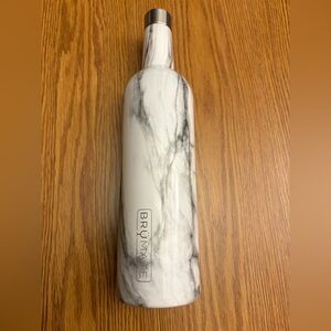 NWOT BRUMATE Winesulator Insulated Canteen